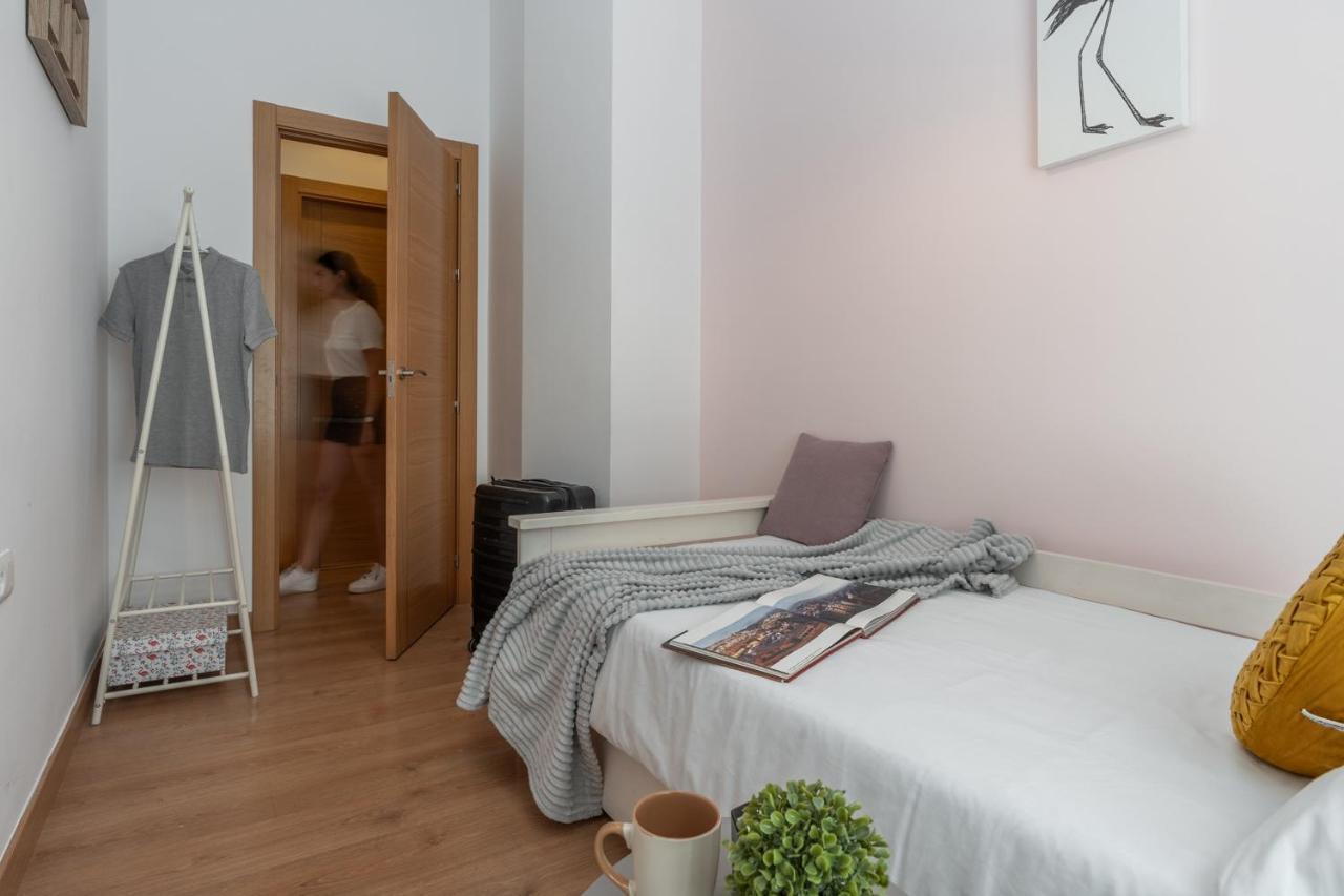 Tuguest Postigo II Catedral Apartment - Free Parking Granada Exterior foto